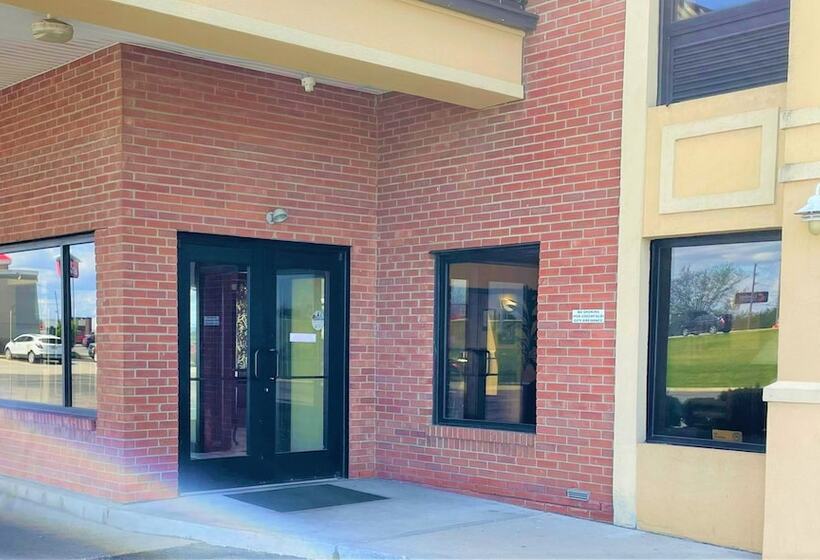 هتل Quality Inn & Suites Greenfield I70