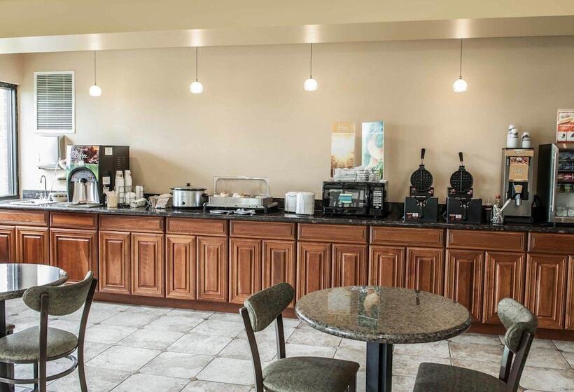 هتل Quality Inn & Suites Greenfield I70