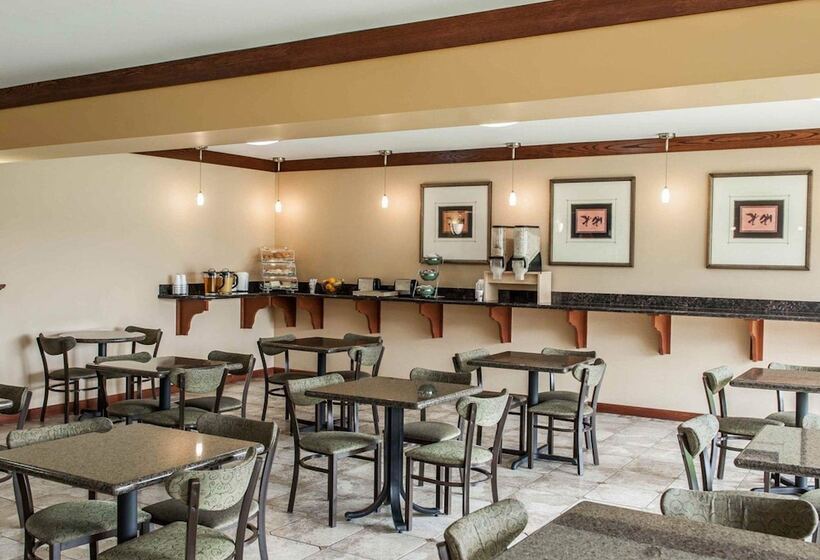 هتل Quality Inn & Suites Greenfield I70