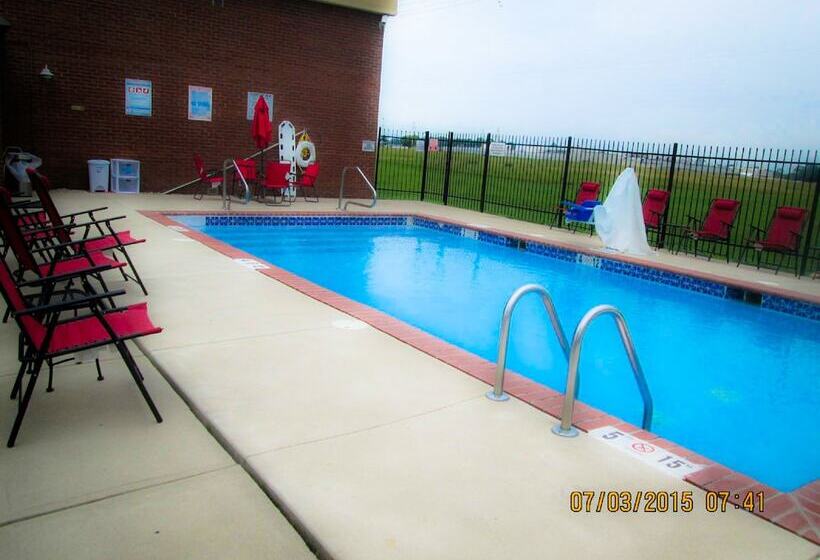 هتل Quality Inn & Suites Greenfield I70