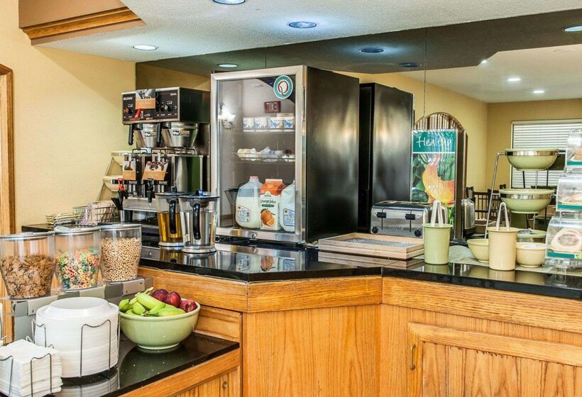 فندق Quality Inn & Suites Shelbyville I 74