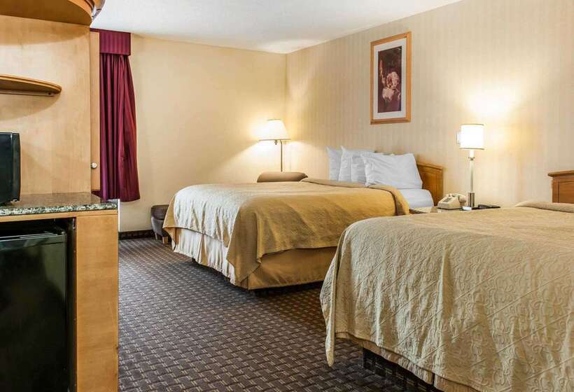 فندق Quality Inn & Suites Shelbyville I 74