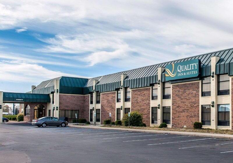 فندق Quality Inn & Suites Shelbyville I 74