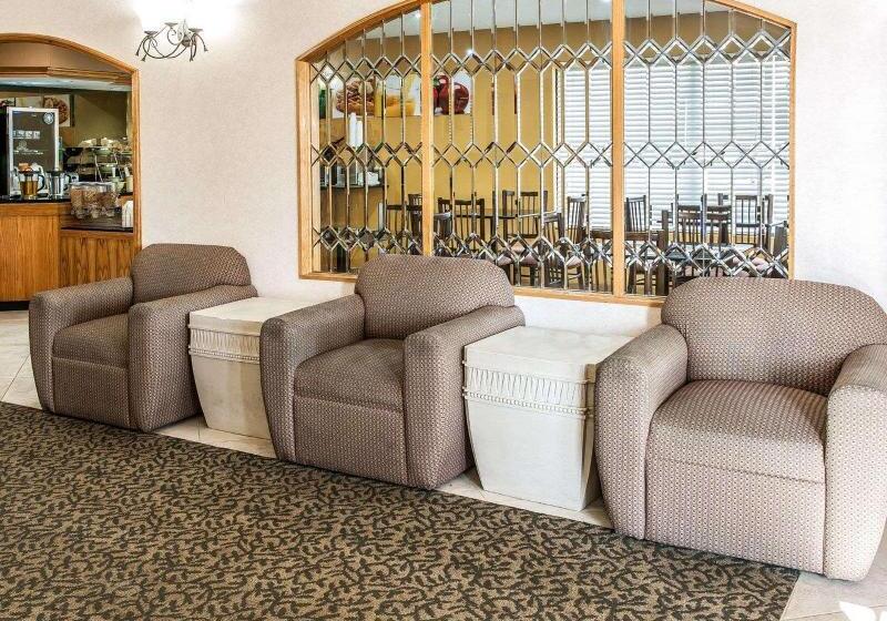 فندق Quality Inn & Suites Shelbyville I 74