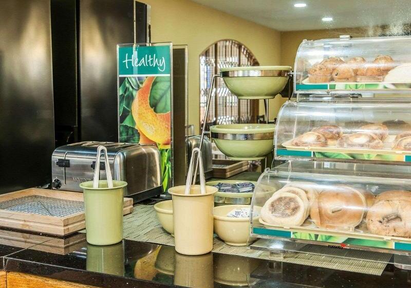 فندق Quality Inn & Suites Shelbyville I 74