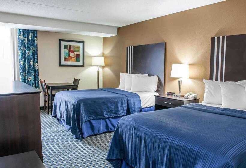 호텔 Quality Inn Terre Haute University Area