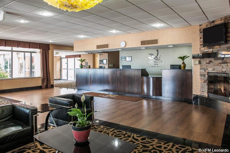 호텔 Quality Inn Terre Haute University Area