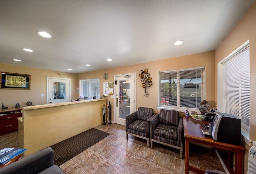 בית מלון כפרי Riverview Lodge