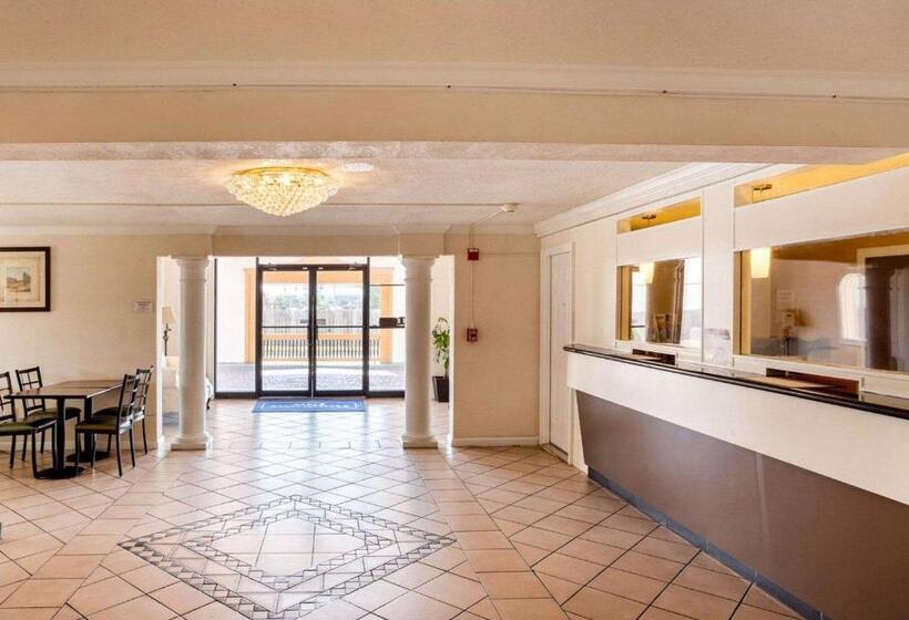 בית מלון כפרי Sunrise Inn & Suites New Orleans