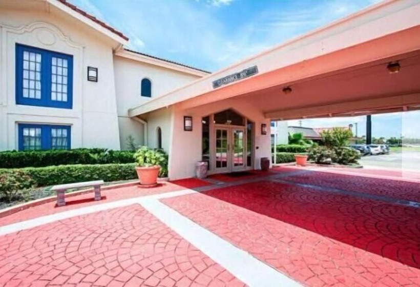 בית מלון כפרי Scottish Inns And Suites Texas City, Tx