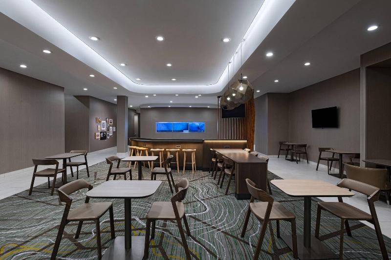 בית מלון כפרי Springhill Suites Waco