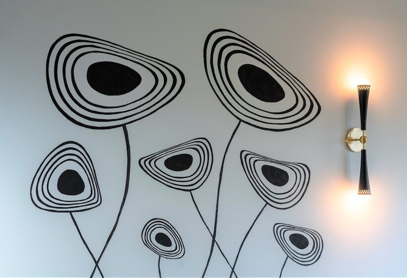 ホテル The Earl In Charlevoix