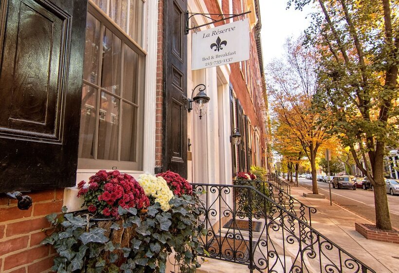 La Reserve Bed And Breakfast