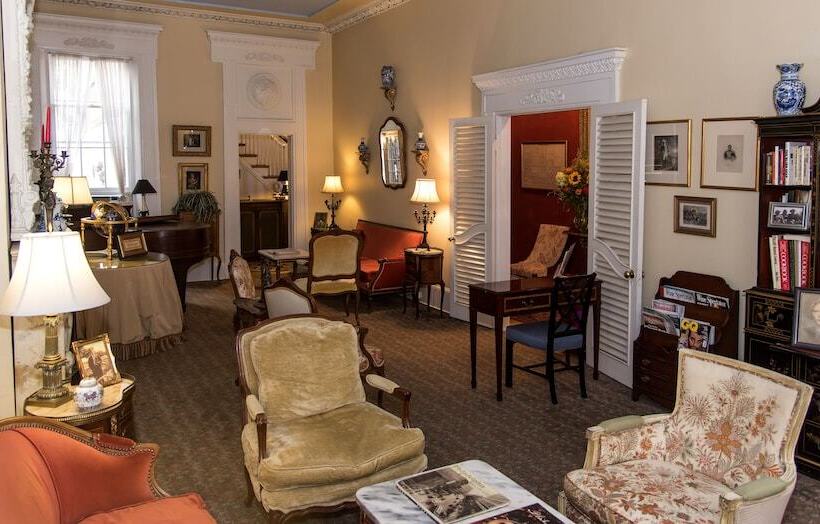 La Reserve Bed And Breakfast