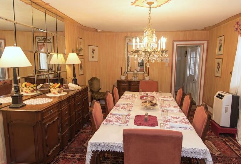 La Reserve Bed And Breakfast