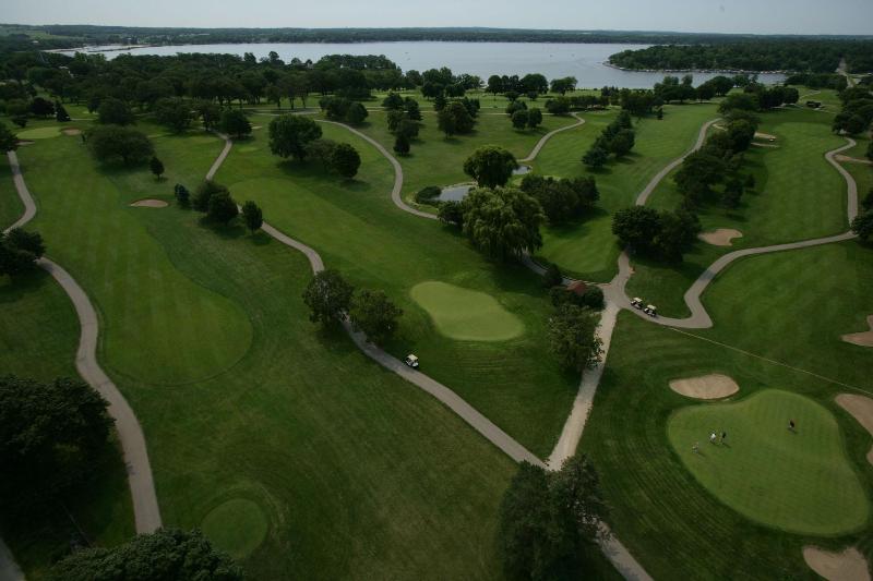 Lake Lawn Resort