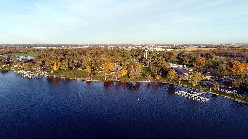 Lake Lawn Resort