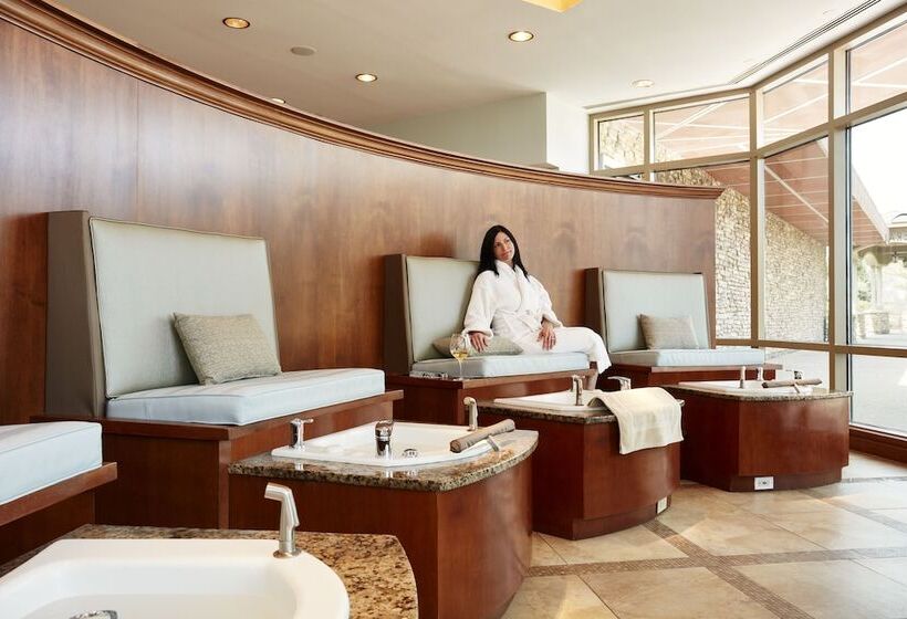 Lansdowne Resort And Spa