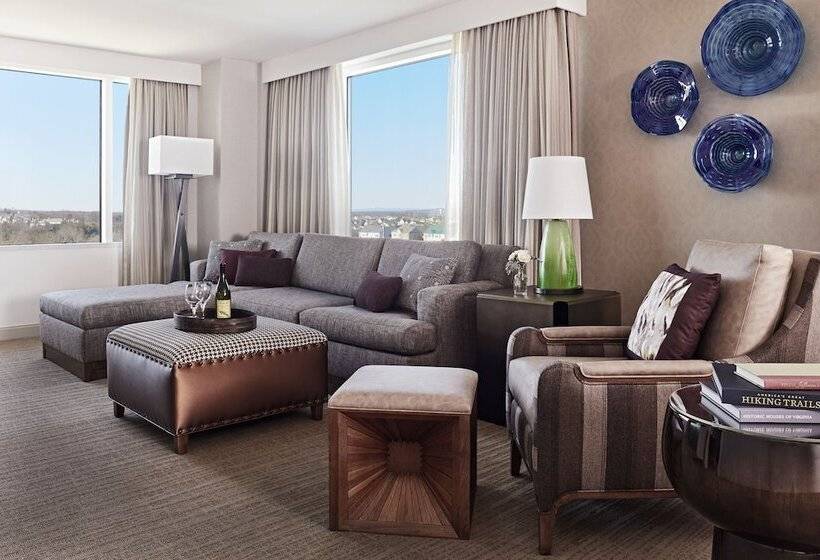 Lansdowne Resort And Spa