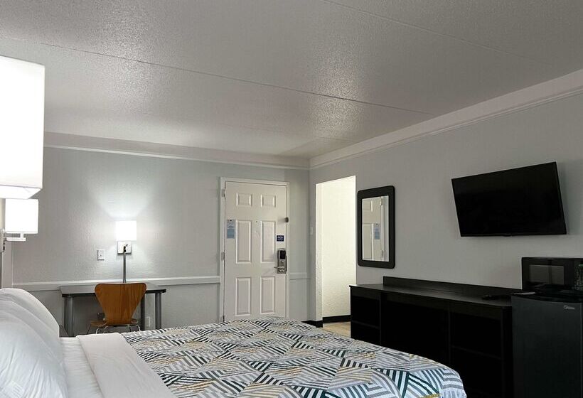 Motel 6 Hazelwood, Mo