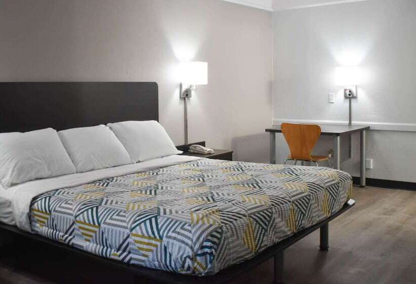 Motel 6 Hazelwood, Mo