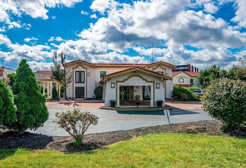 Motel 6 Hazelwood, Mo