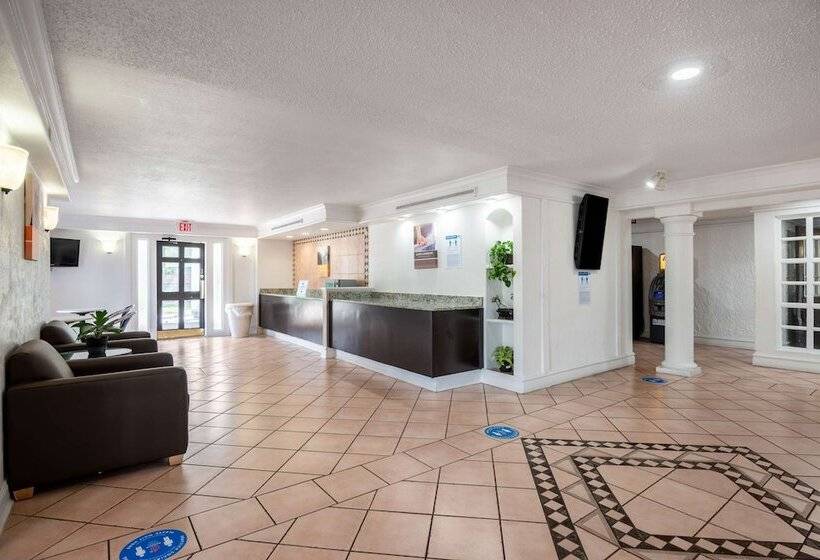 Motel 6 Hazelwood, Mo