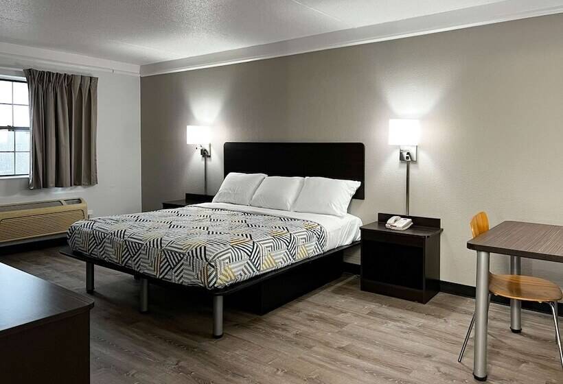 Motel 6 Hazelwood, Mo