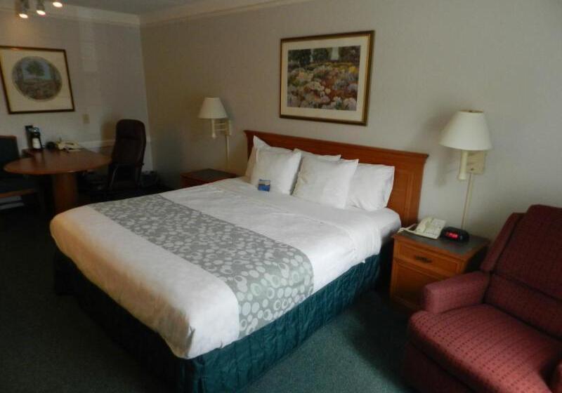 Motel 6 Hazelwood, Mo