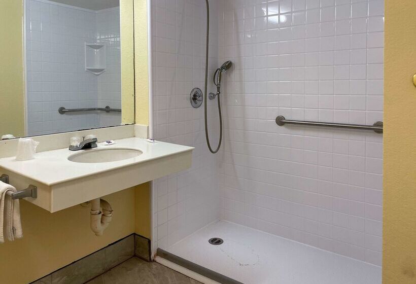 Motel 6 Huntsville Al University Dr