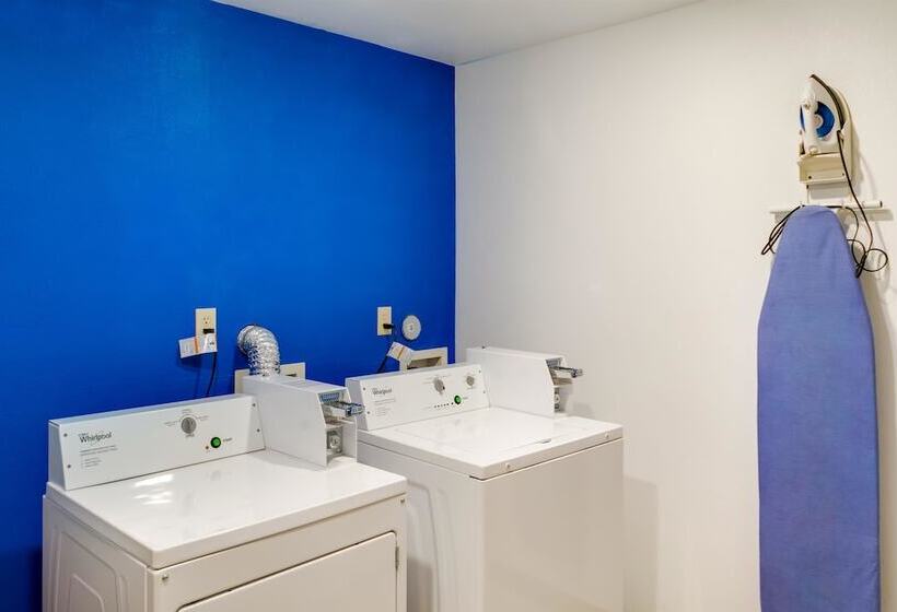 Motel 6 Richmond, In