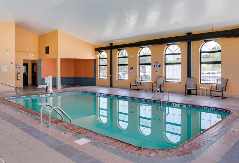 Motel 6 Richmond, In