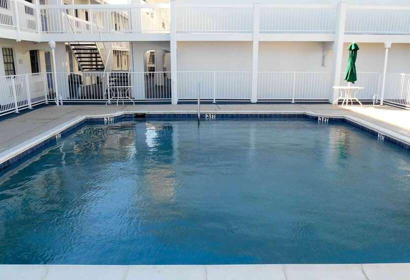 Motel 6garland, Tx  Northeast Dallas