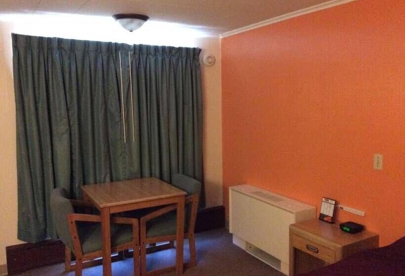 فندق على الطريق Budget Host Inn Iron Mountain