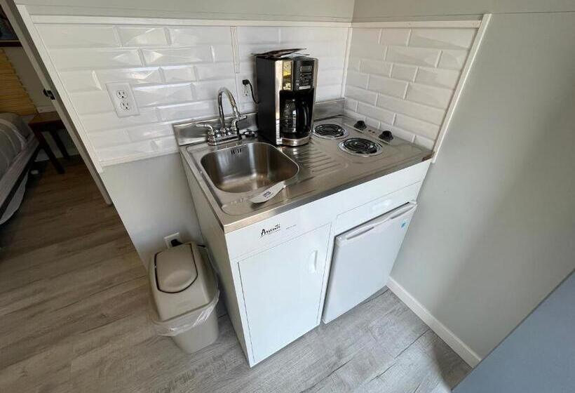 فندق على الطريق Lake Bluff Inn And Suites