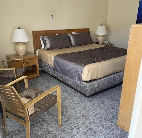 汽车旅馆 Lake Front