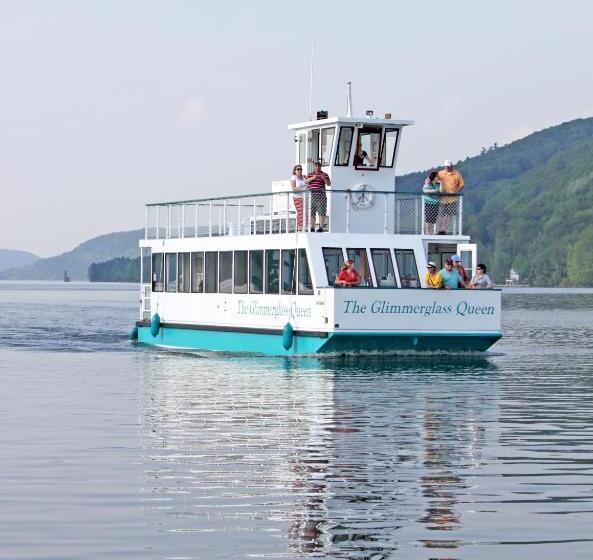 汽车旅馆 Lake Front