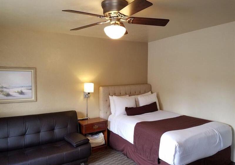 モーテル Lone Oak Lodge