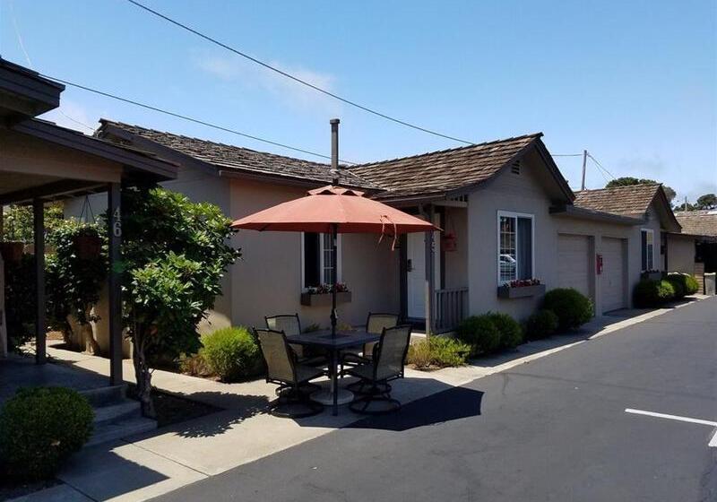 モーテル Lone Oak Lodge