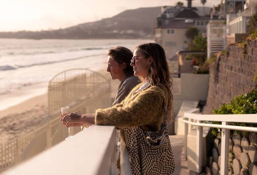 リゾートホテル Laguna Surf Lodge By Scp Hotels