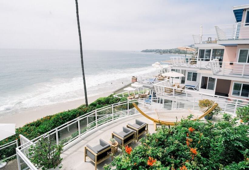 Курорт Laguna Surf Lodge By Scp Hotels