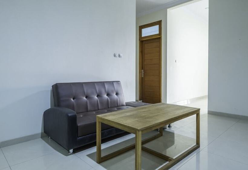 هتل Oyo 2259 Zleepy Ks Tubun