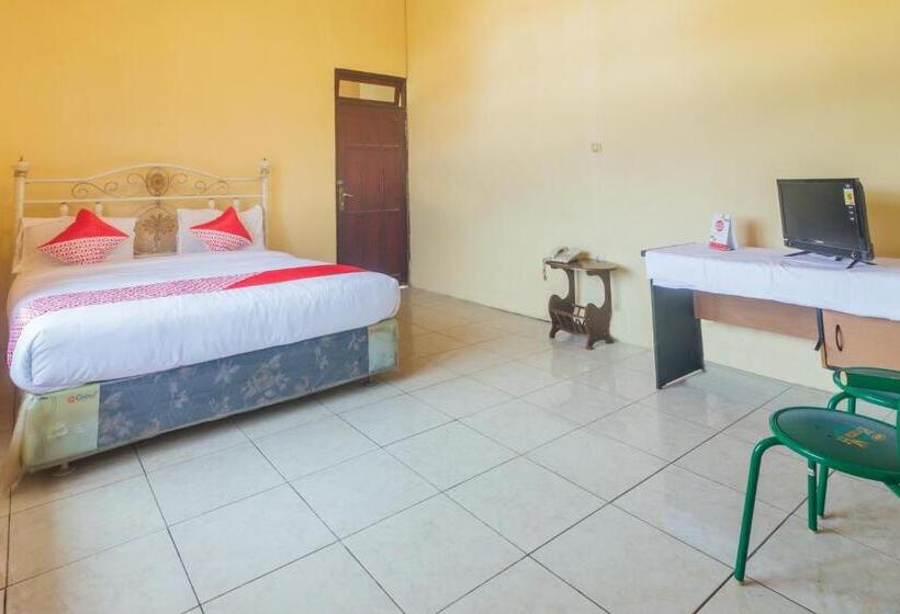 ホテル Oyo 2269 Astika