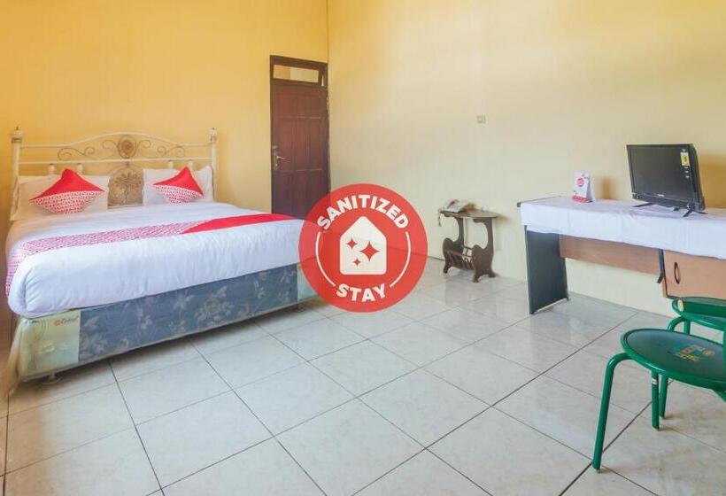 ホテル Oyo 2269 Astika