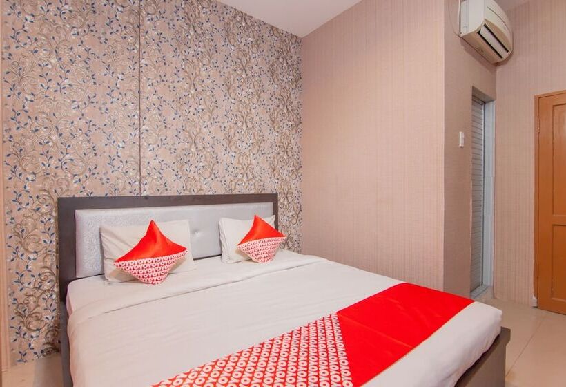 ホテル Oyo 2310 Residence 68