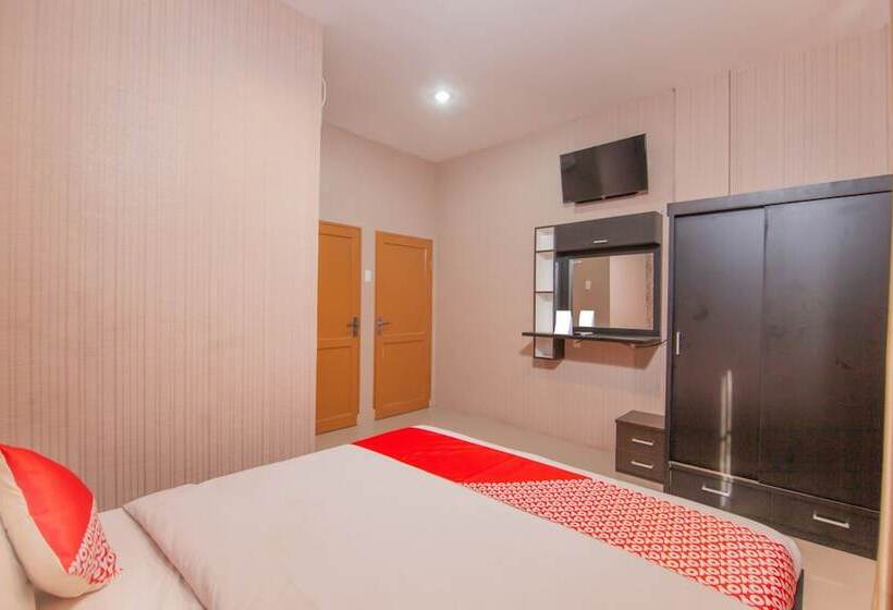 ホテル Oyo 2310 Residence 68