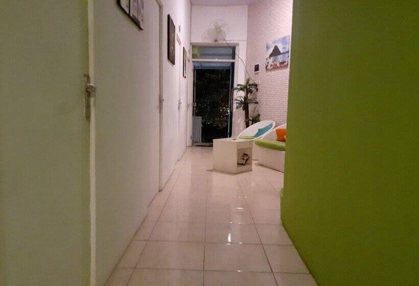 酒店 Spot On 2332 D Green Rest & Spa   Hostel