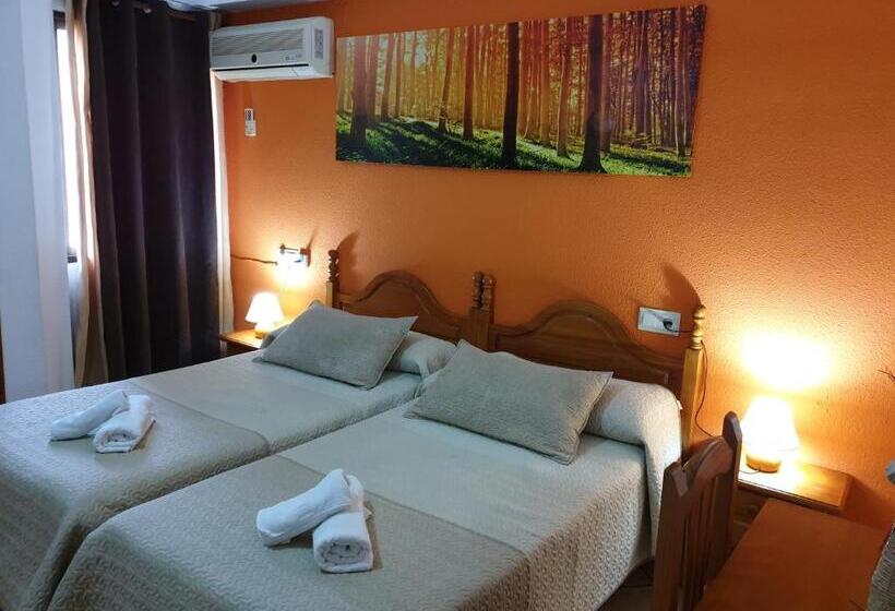 Pension Los Verdiales