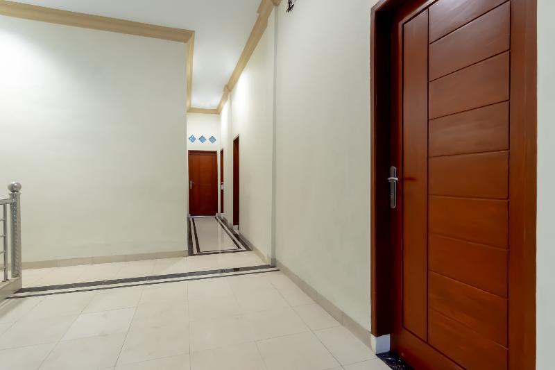 酒店 Capital O 1585 Ring Road Residence