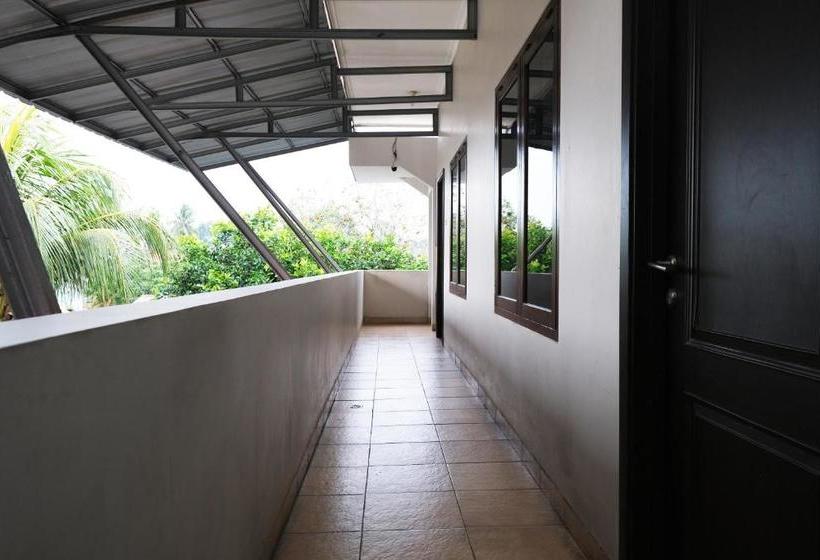 هتل Oyo 2231 D Kost